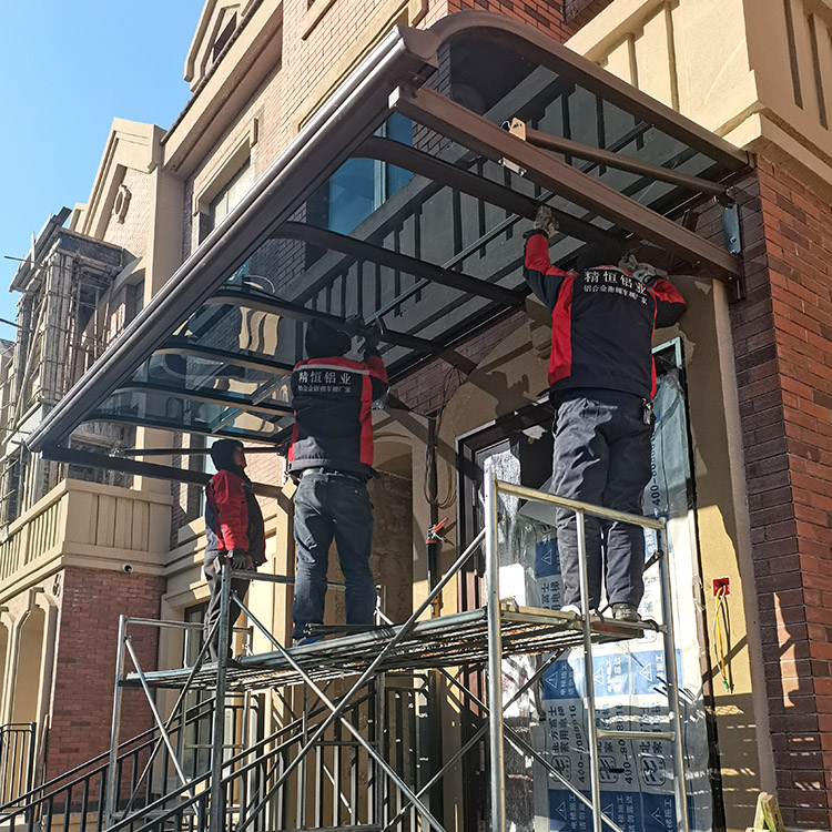 沈阳住宅用雨棚厂家定做 防坠物露台棚提供量尺服务 精恒铝业