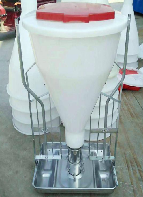 泓牧养殖公司 干湿喂料器料桶 干湿喂料器生产 猪场专用
