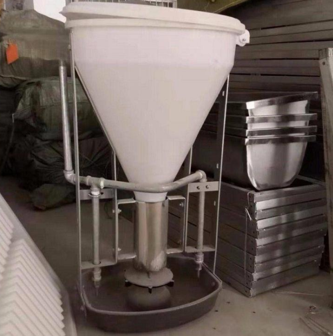 泓牧养殖 干湿喂料器料桶 干湿喂料器供应 厂家直销