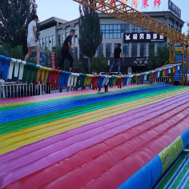 网红摇摆桥定制 水陆两用网红桥 工厂直销 质优价廉