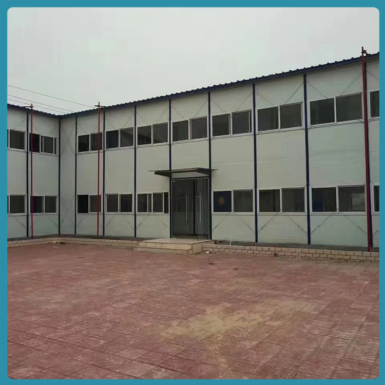 山东简易活动板房 移动板房 轻钢结构均进行防腐喷漆处理