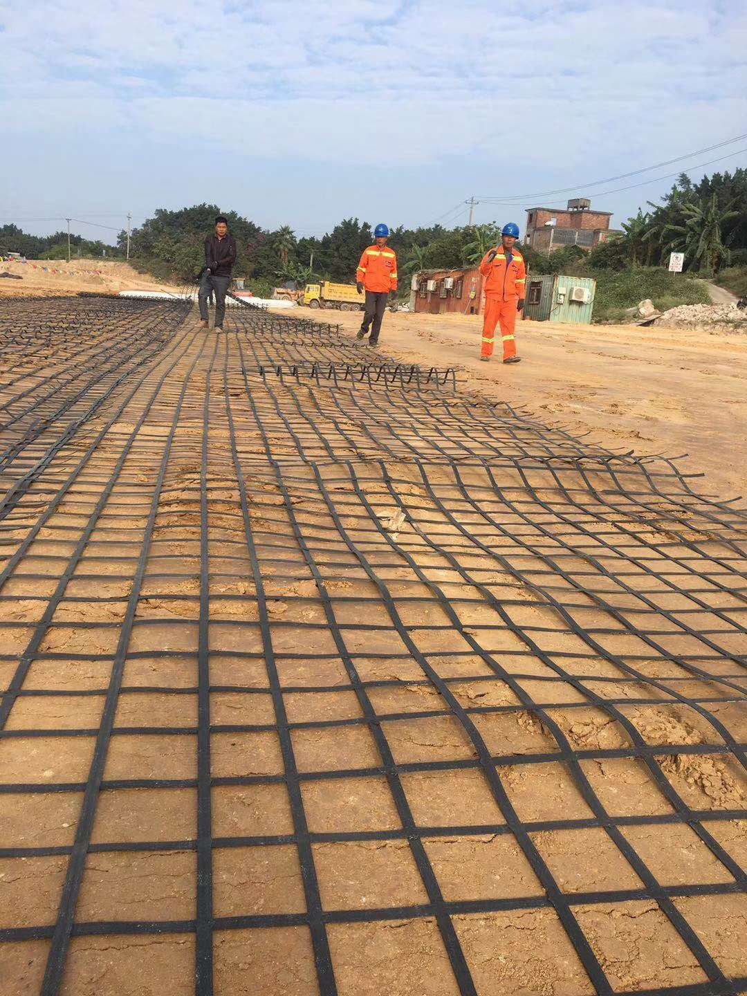 咸宁钢塑焊接土工格栅、咸宁钢塑焊接土工格栅生产厂家