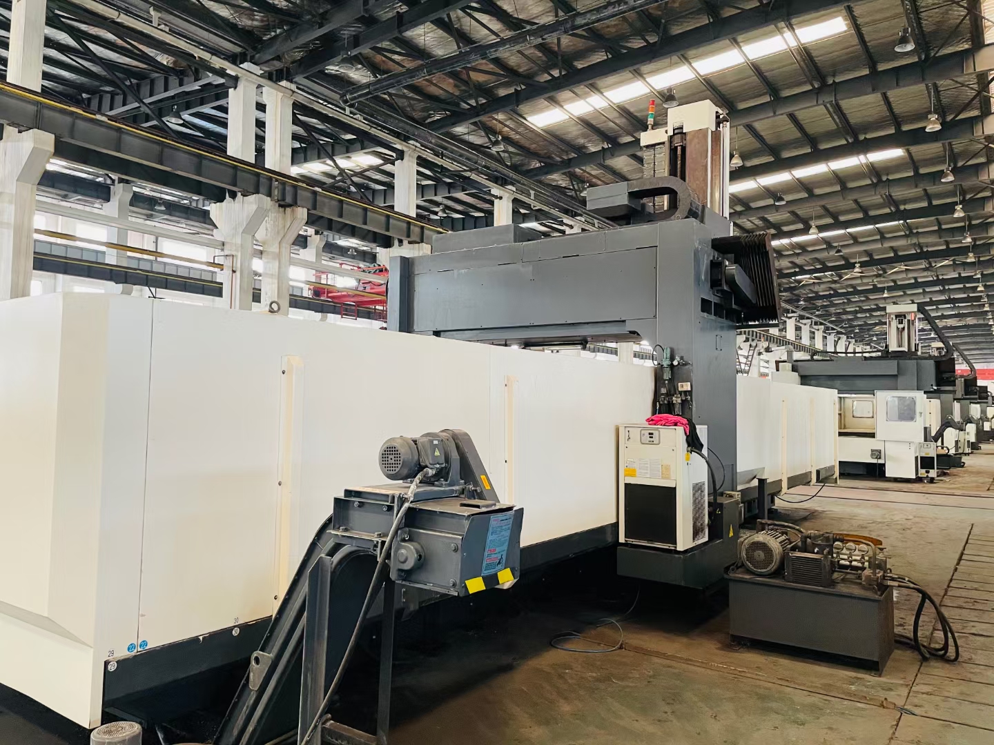 ‬台湾协鸿CNC526L龙门铣床 价格面议 转数6000rpm