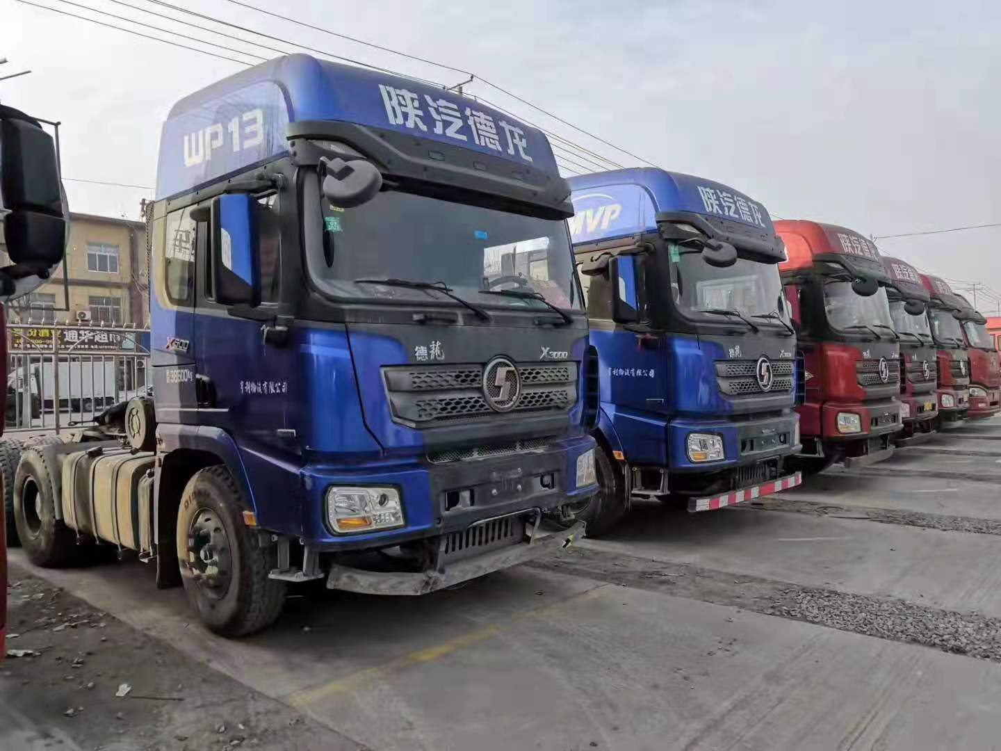 四台19年重体德龙X3000，两台500马力，两台550马力，车况原版，包提户全国可做分期贷款