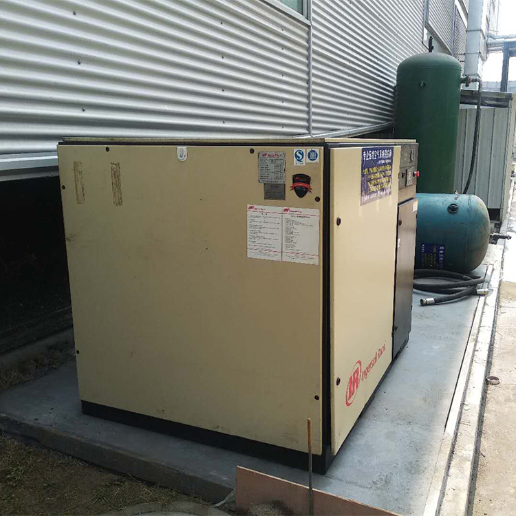 上海厂家英格索兰空压机储气罐冷干机空压机后处理设备租赁