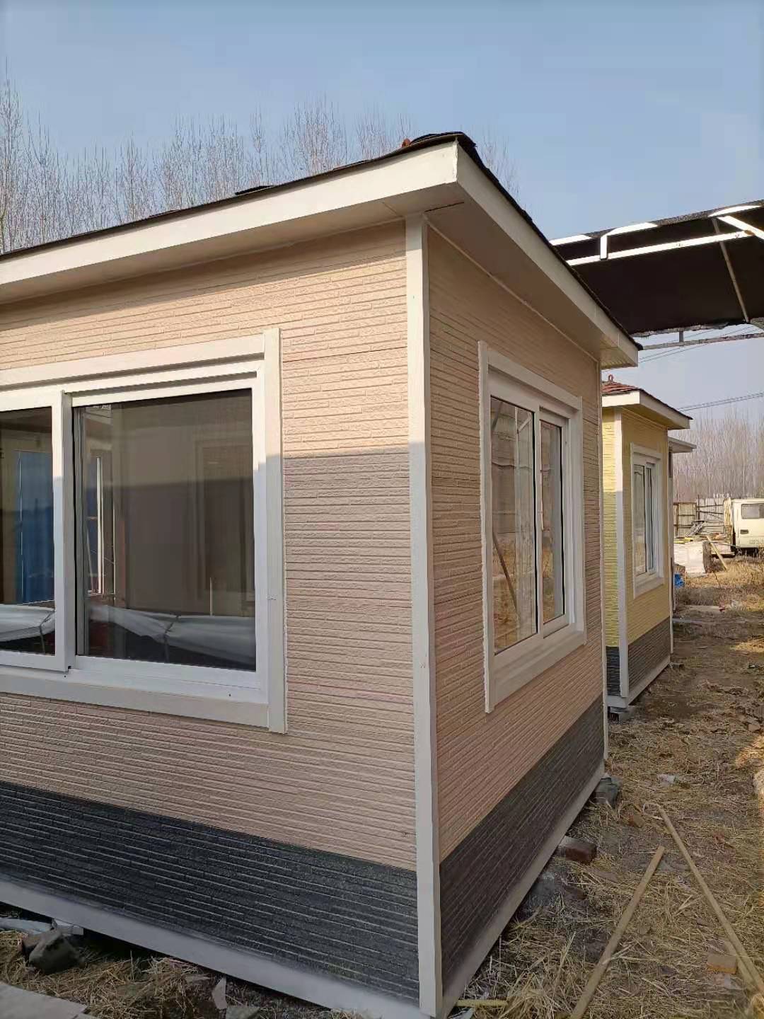 山东厂家直销 金属雕花板移动岗亭 售卖亭 门卫亭 吸烟亭