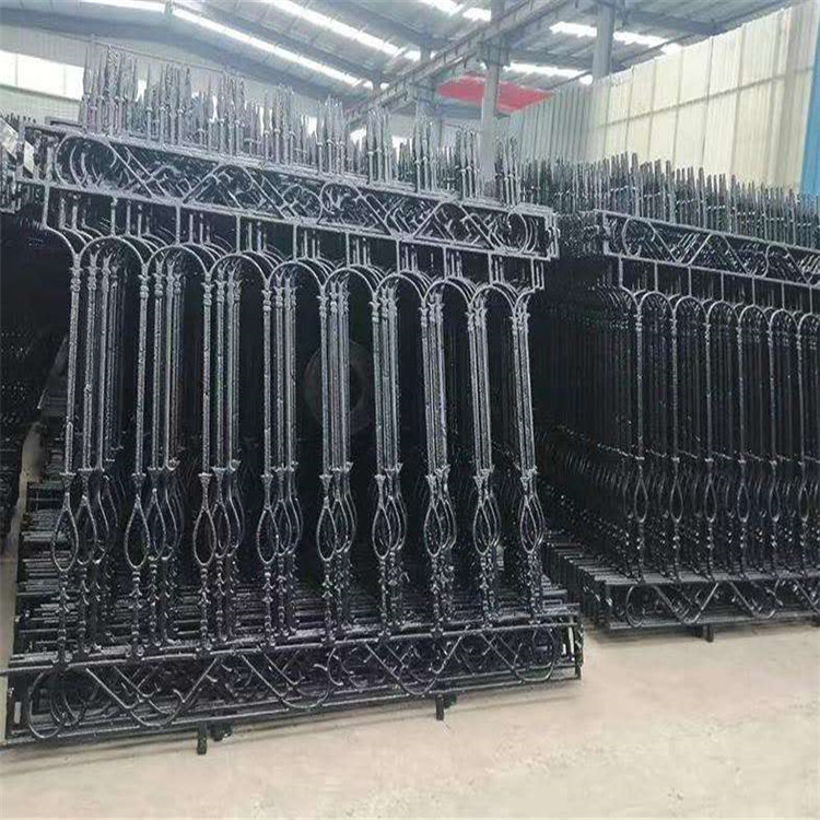 小区铸铁护栏 铁艺防护隔离栏 铸铁围栏护栏 玛钢护栏