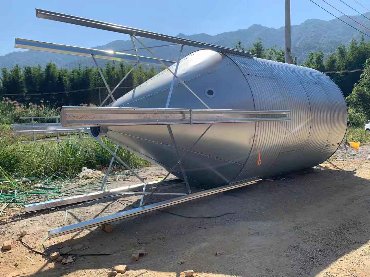 湖北山东富博农牧厂家供应散装料塔首钢镀锌料塔养猪养鸡料塔