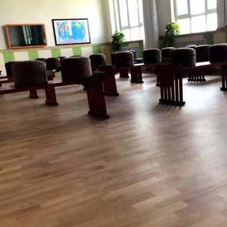 办公塑胶地板厂家送货 幼儿园地板厂家直销