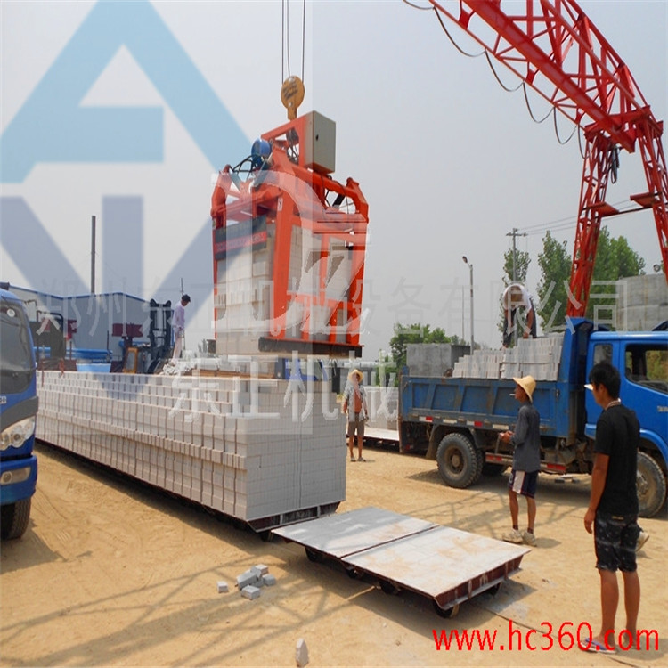 5吨蒸养砖抱砖机供应商 新型蒸养砖抱砖机械夹 抱砖速度快 效率高