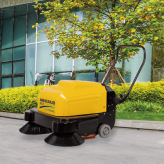 南京扫地车厂家批发    扫地车供应   小型扫地机