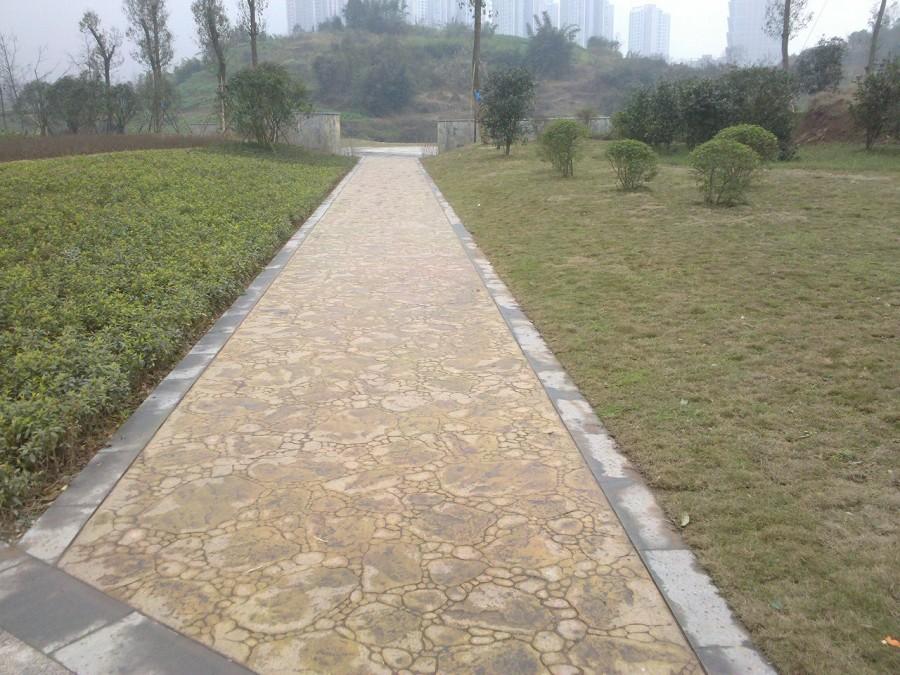 压模混凝土地坪 什么地方有做压模混凝土  压花混凝土路面 四川日晨
