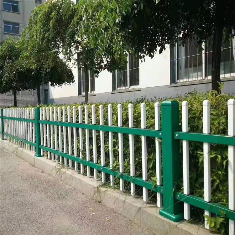 锌钢草坪护栏 东昇小区绿化带围栏 道路绿化锌钢草坪围栏