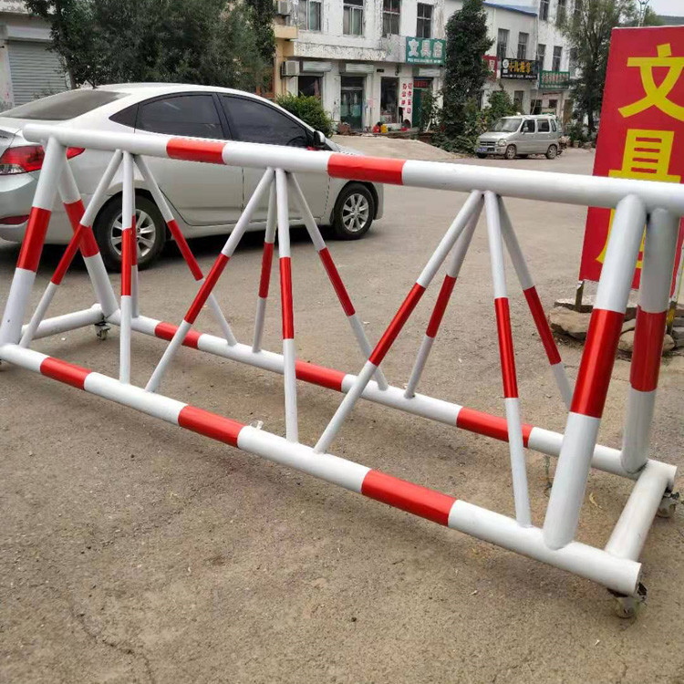 拒马护栏 东昇移动式焊接拒马护栏 阻车防撞栏 移动挡车护栏
