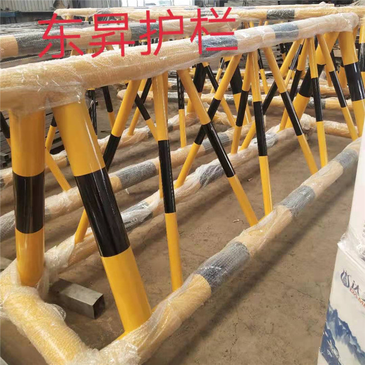 拒马护栏 东昇移动式焊接拒马护栏 黄黑喷漆反恐防暴拒马围栏