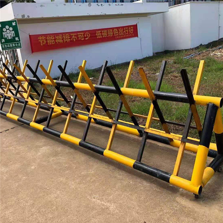 拒马护栏 东昇移动式焊接拒马护栏 可移动路障护栏 防撞安全防护围栏