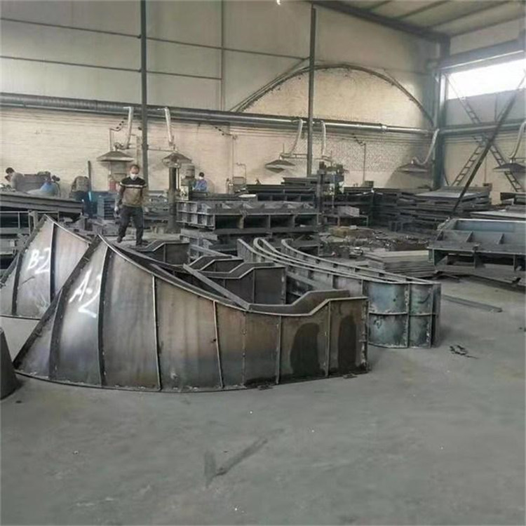高速收费岛模具 致宏 高速安全岛钢模具 现浇防撞岛模板 供应厂家