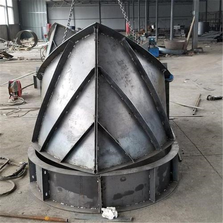 定制 水泥安全岛钢模具 现浇安全岛模具 高速公路安全岛钢模具 致宏