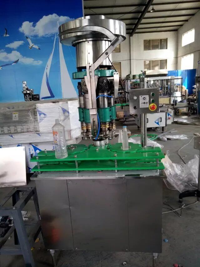全自动塑料瓶封口机    远科厂家  自动上盖旋盖机   全自动防盗盖封口机   单头封口机  