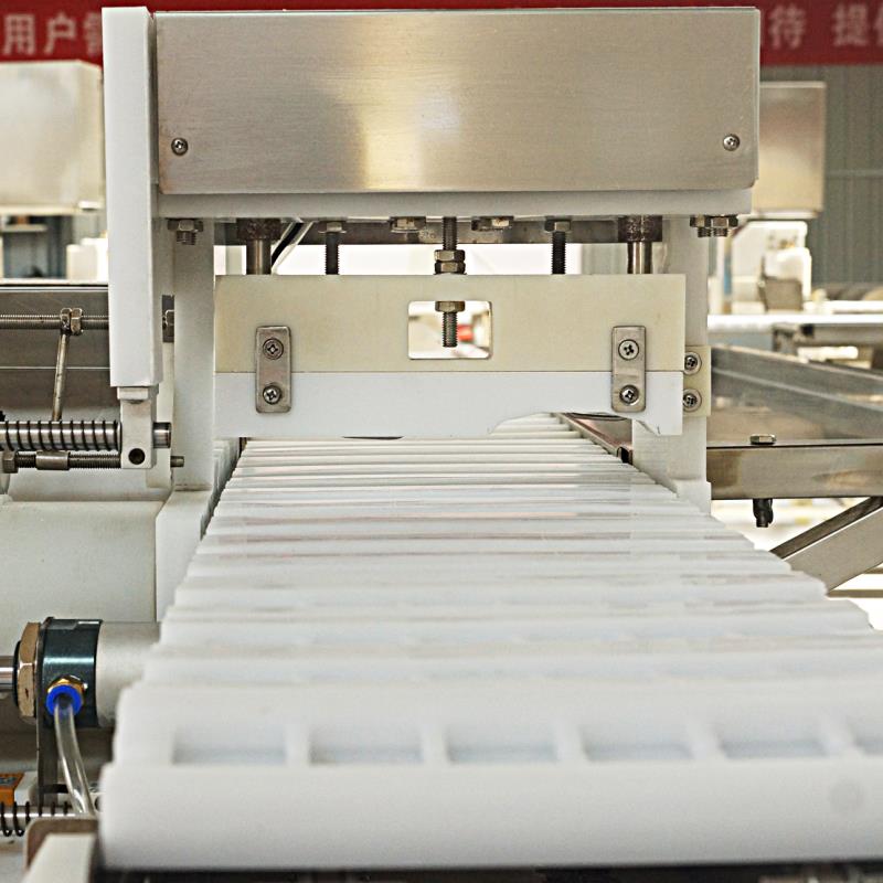 多功能食品穿串设备报价  支持加工定制  全自动穿串机
