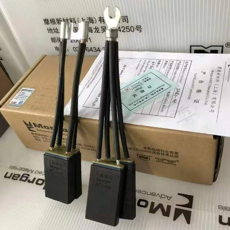 碳刷电刷批发 高压电机水泥厂用电刷 石墨碳刷鑫本机电大量现货供应