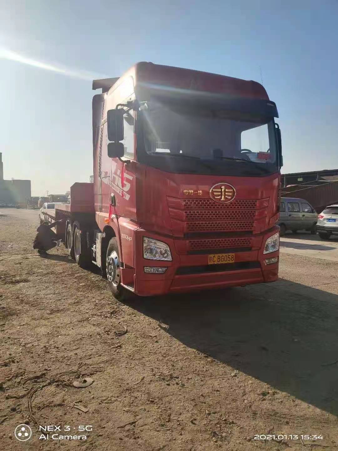 解放JH6牵引车 550马力  富华桥 装水箱