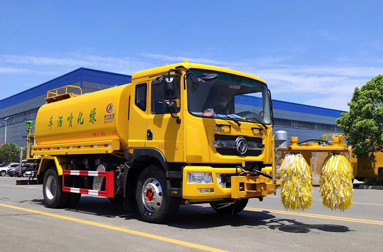 多功能公路护栏清洗车价格