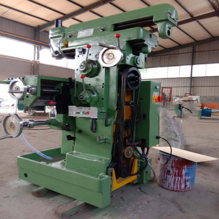 厂家供应 工具铣床 8126立式工具铣床 8130工具铣床  ##升降台铣床