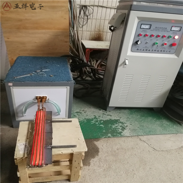 输电铁塔火曲握角设备 高压输电塔角钢火曲设备 电力铁塔角钢板加热冲压折弯设备