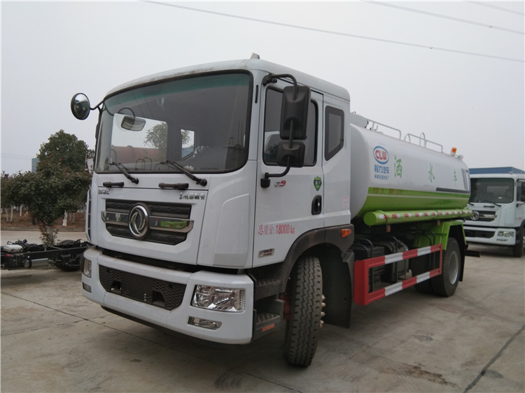 随州厂家4500轴距15吨洒水车价格