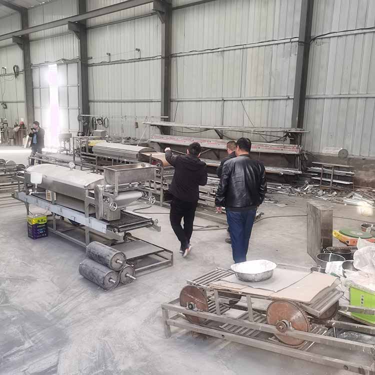 大型蒸汽凉皮机 雲武家用全自动方形米皮机粉皮机 MK-S300型产量大