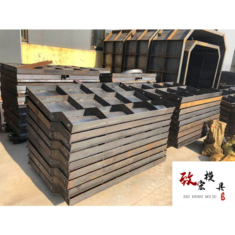 定制致宏水泥防撞护栏模具 生产桥梁防撞护栏模具的厂家 防撞墙预制钢模板批发