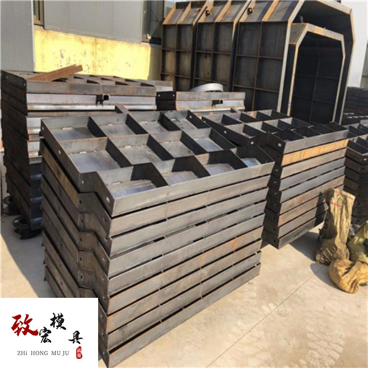 致宏 防撞墙预制钢模板 路面边缘防撞墙模具 高铁防撞墙遮板模具