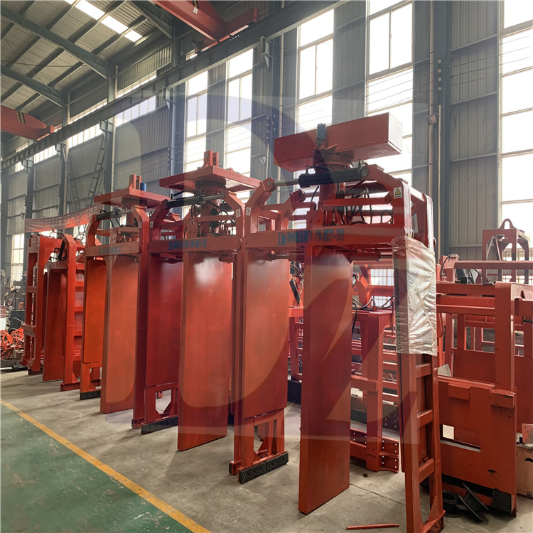 铲车抱砖机定制 铲车夹砖机 源头厂家 价格实在