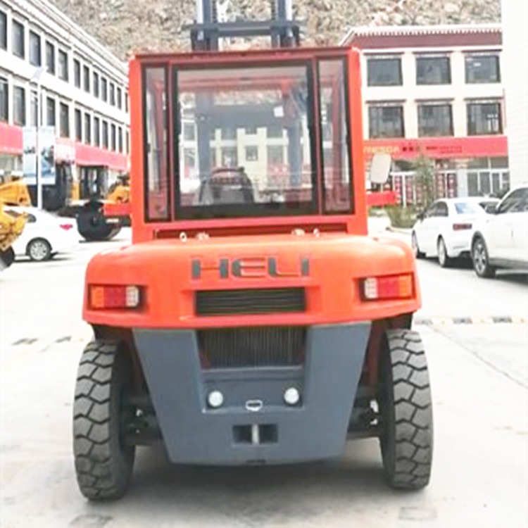 山东叉车厂家批发内燃平衡重式叉车  小5吨叉车  多功能燃油柴油叉车