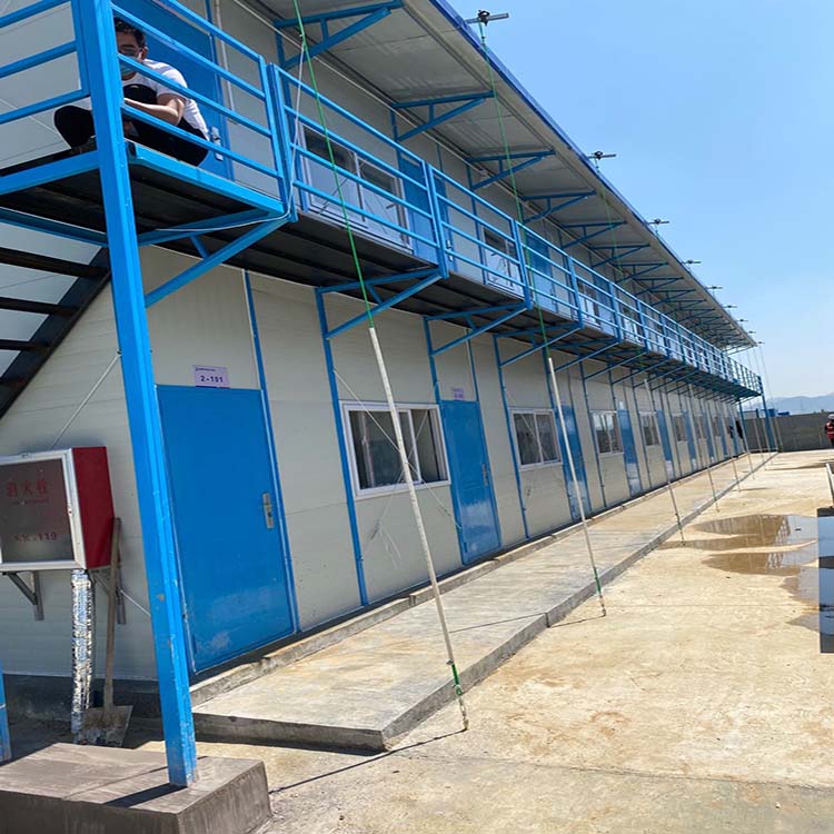坡顶活动板房 临建房 鑫万鸿集成房屋 彩板房