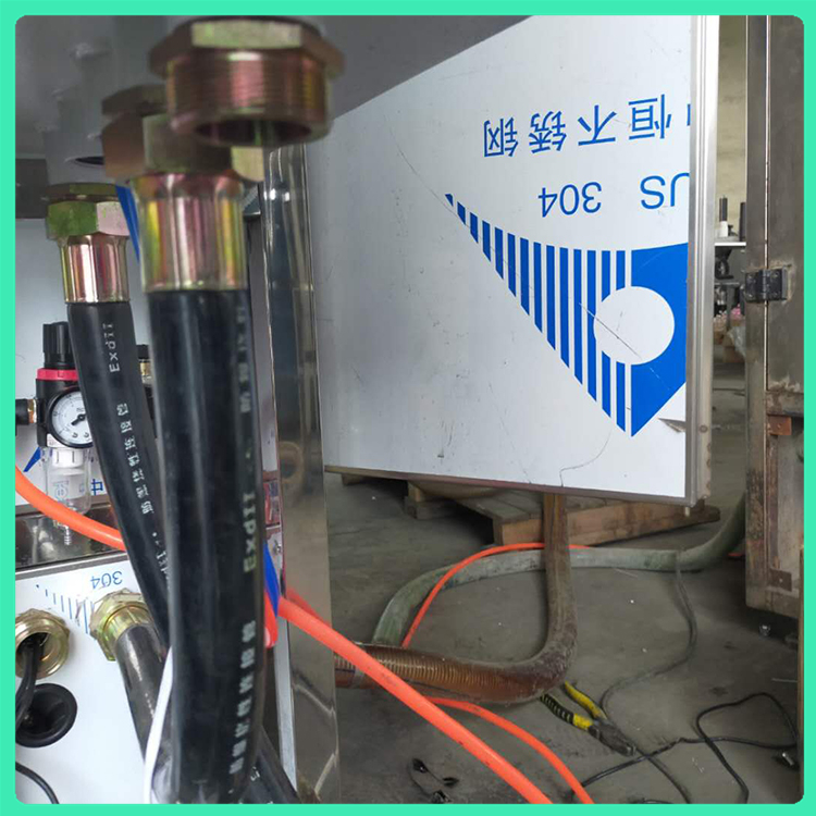 半自动2头洗衣液灌装机厂家-泽锐-液体灌装机价格