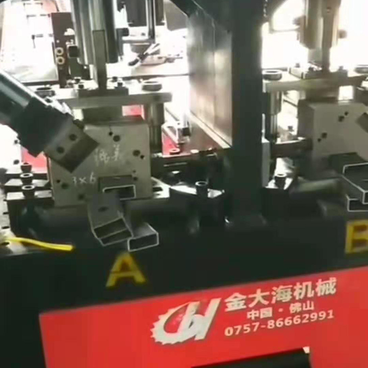 数控冲孔机功能强大稳定