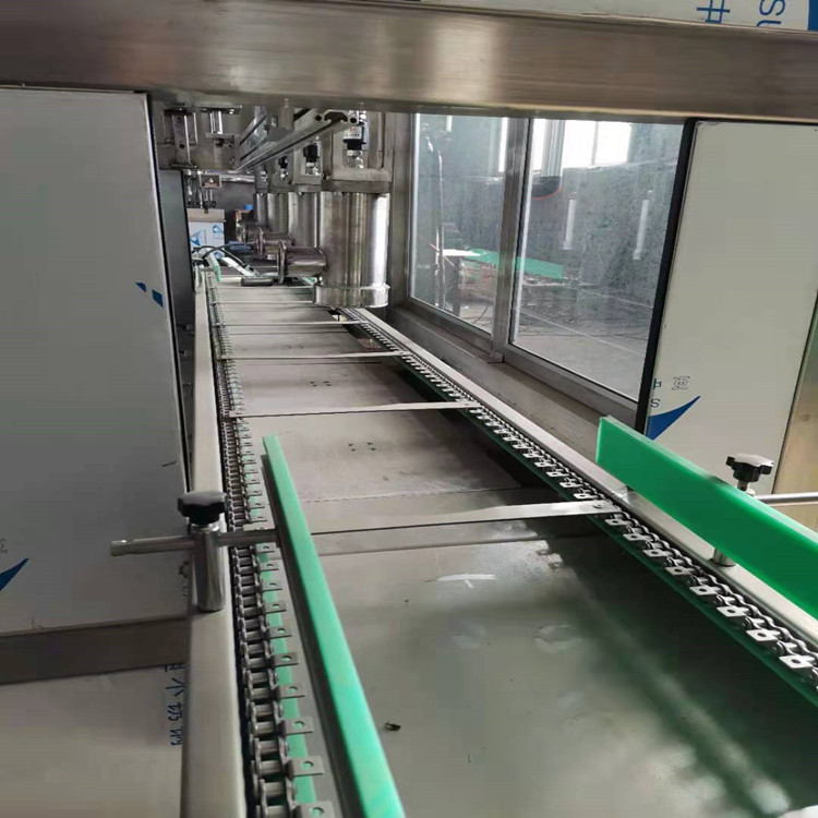 玻璃水灌装设备 灌装设备 小型液体灌装设备