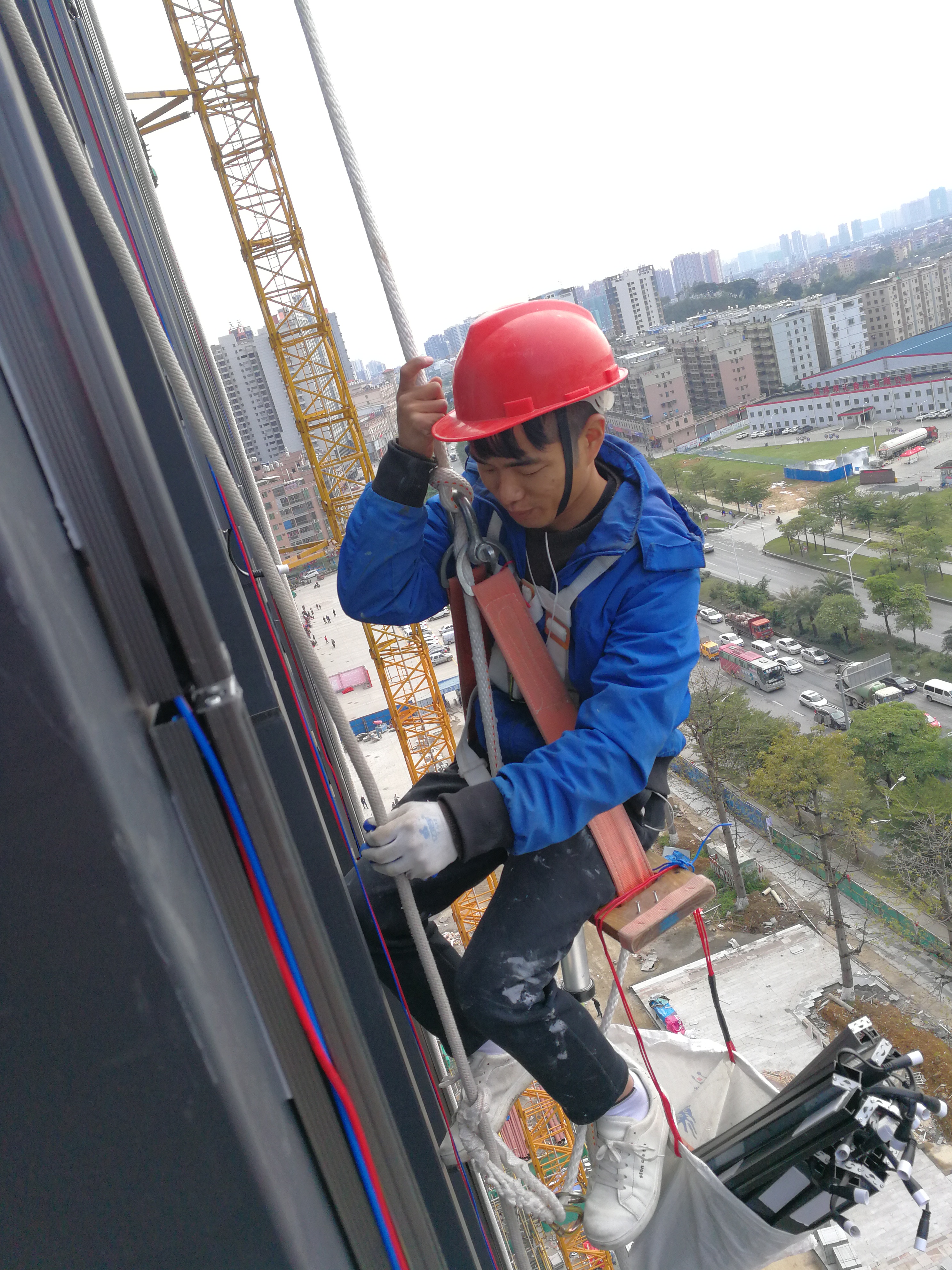 景观亮化 研彩光电设计， led亮化工程 安装设计公司，广告亮化工程研彩光电