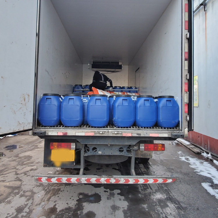 保定厂家批发零售橡胶沥青防水涂料 快速成膜喷涂速凝防水涂料