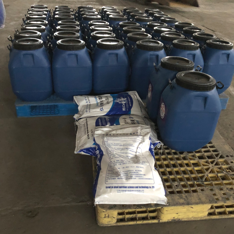 高弹环保型防水涂料 双组份快速成膜喷涂速凝防水涂料 厂家批发零售