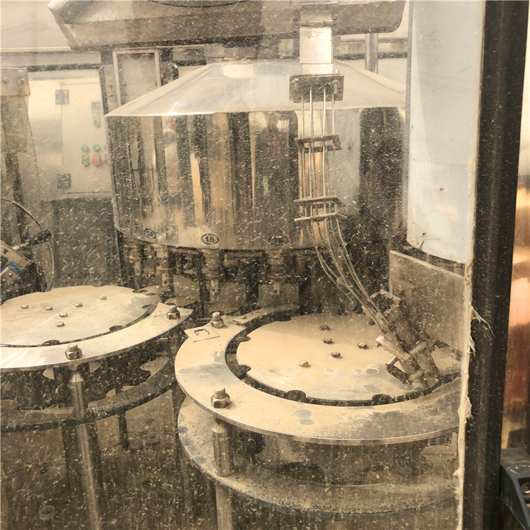 二手玻璃瓶灌装机 18头三合一 洗瓶旋盖灌装设备 