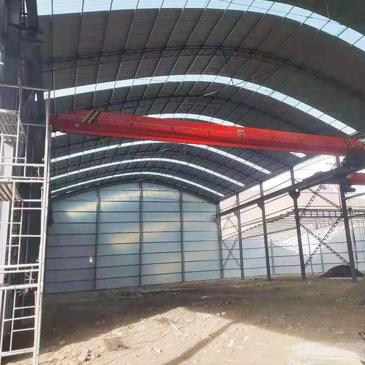 按时发货 钢结构设计及安装 彩钢棚工地钢结构大棚 钢筋加工棚 西藏建伟