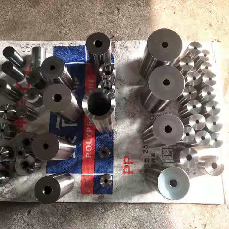 厂家出售 拉丝模具 轧辊模具 过线模具 价格称心