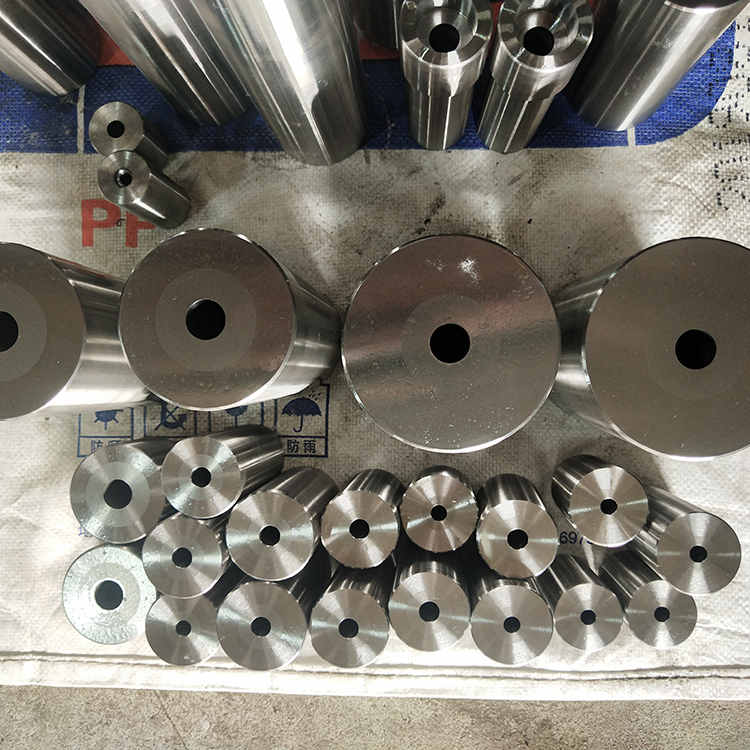 冷镦模具 拉丝模具 轧辊模具 欢迎订购
