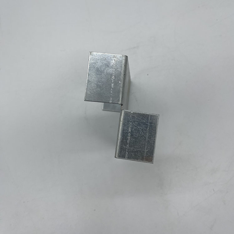 生产厂家 轻质隔墙板卡件 轻质隔墙板配件 金属隔墙板花卡 多规格可选 来电报价