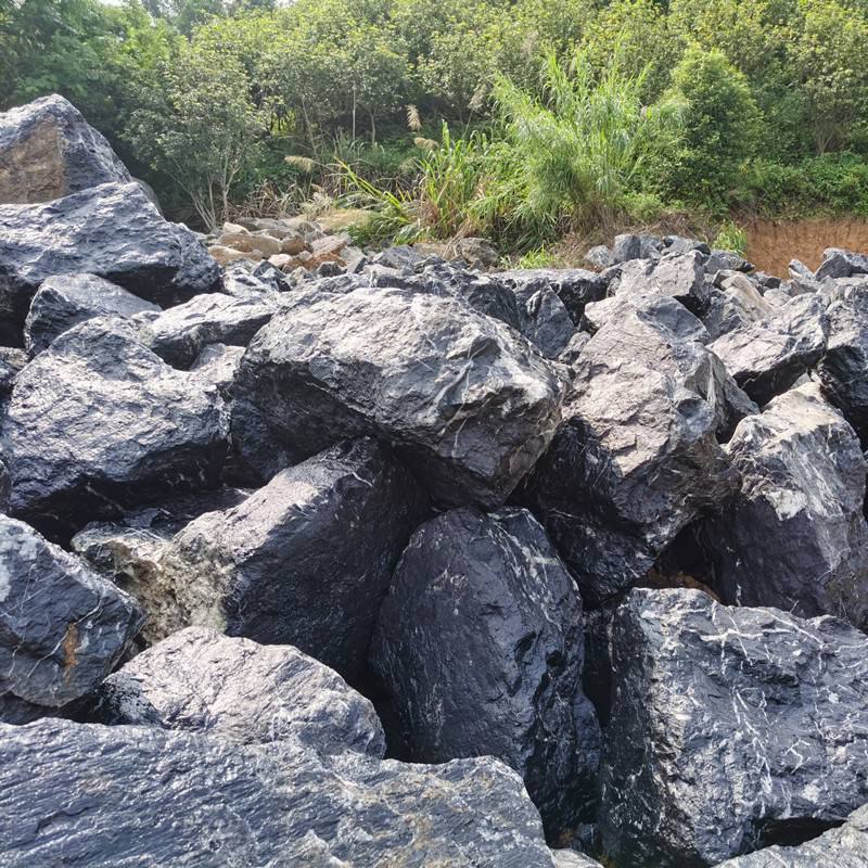 万吨千层石龟纹石产地批发 黑山石护坡石 枯山水园林石景观石 假山工程 假山制作