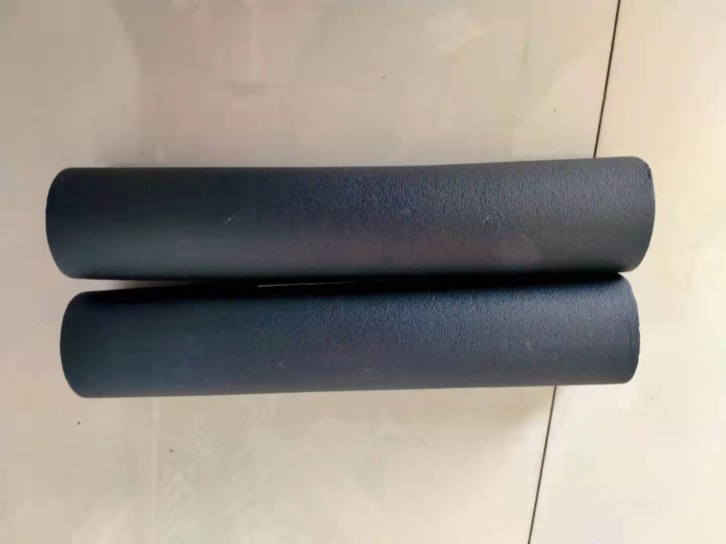B1级水管防冻铝箔保温棉 美克斯绝热橡塑管的质量
