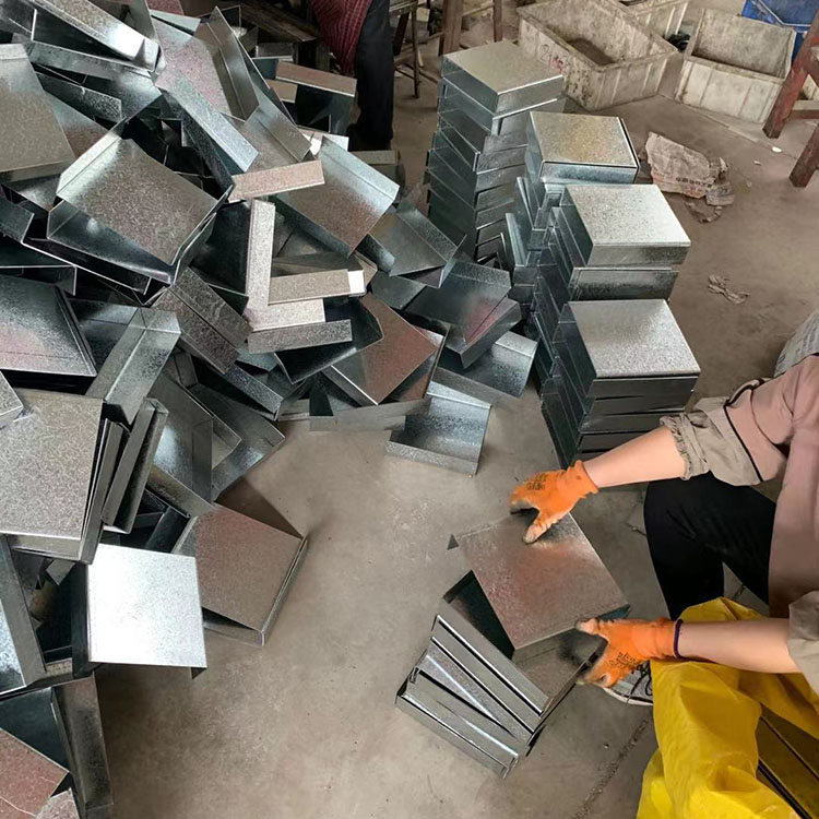 轻质隔墙板卡件 轻质隔墙板配件 多规格可选 金属隔墙板花卡 欢迎来电咨询